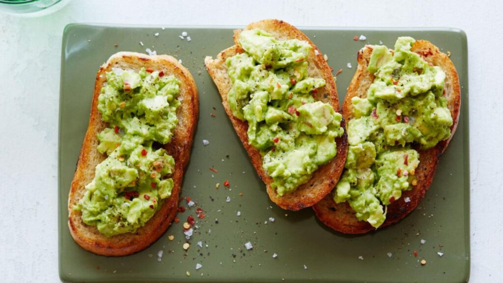 Avocado: 5 Compelling Reasons to Incorporate it into Your Breakfast Routine